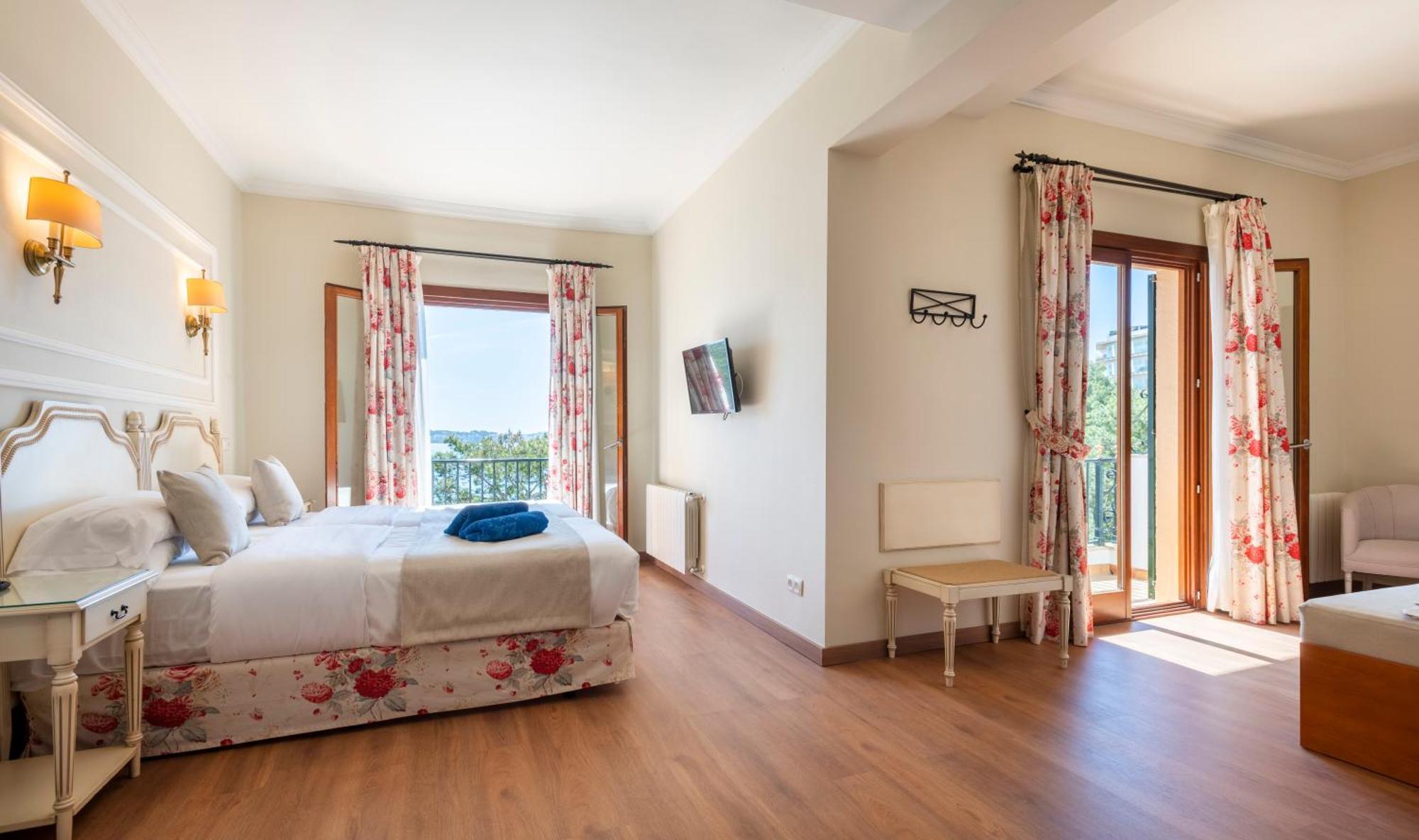 Hotel Cala Fornells Peguera Rum bild